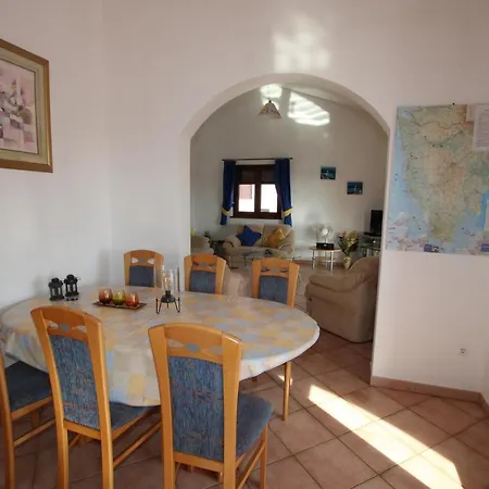 Vakantiehuis Nel Rosa *