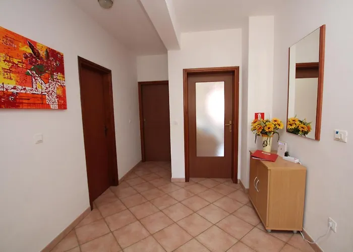 Nel Rosa * 포레치